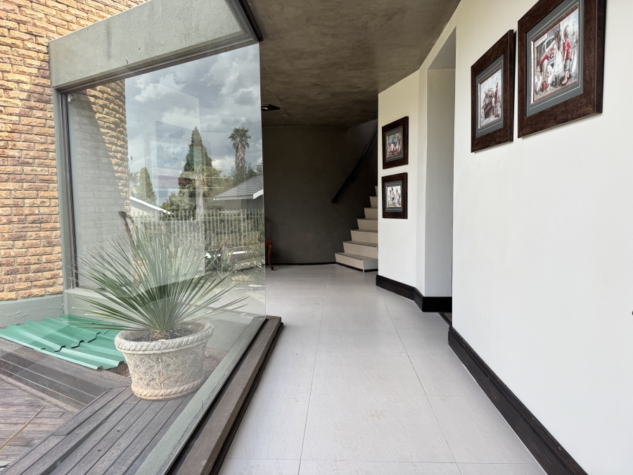 4 Bedroom Property for Sale in Wilkoppies North West